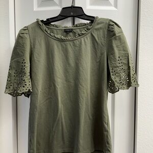 Talbots Olive Eyelet Sleeve Ruffle Neck Short Sleeve Top